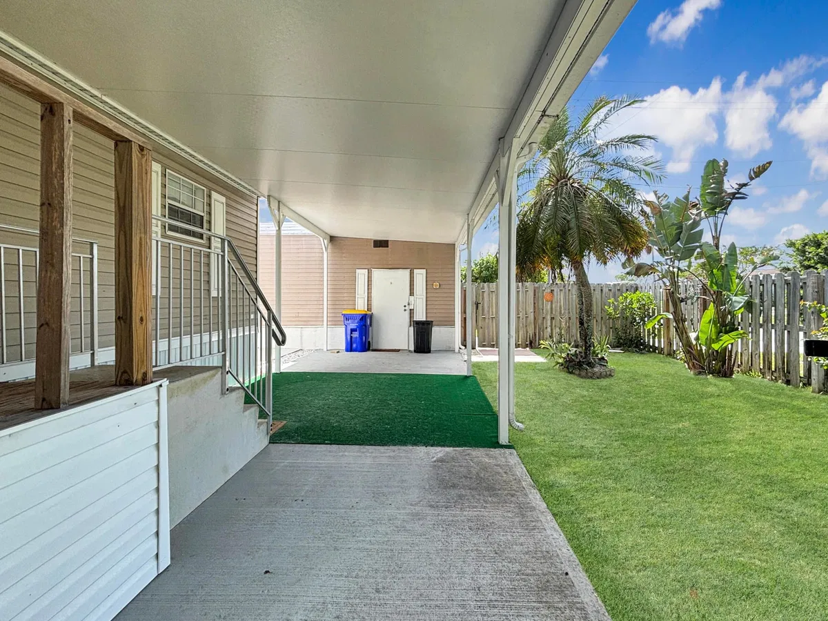  Residence photo 25