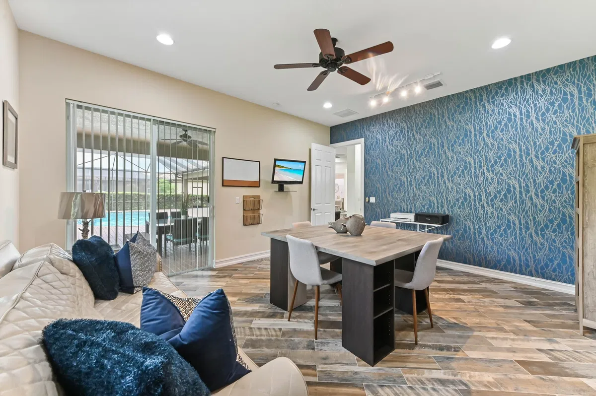 Residence photo 19