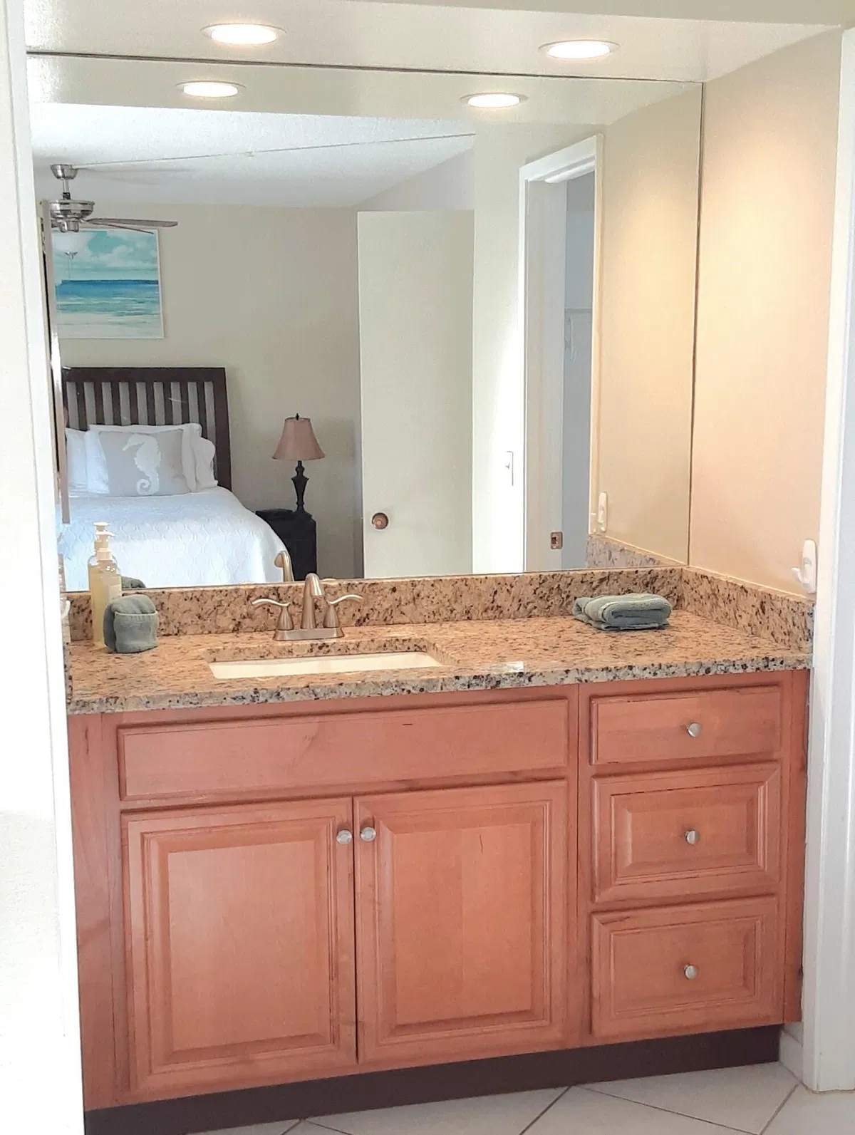  Unit 6404 photo 13