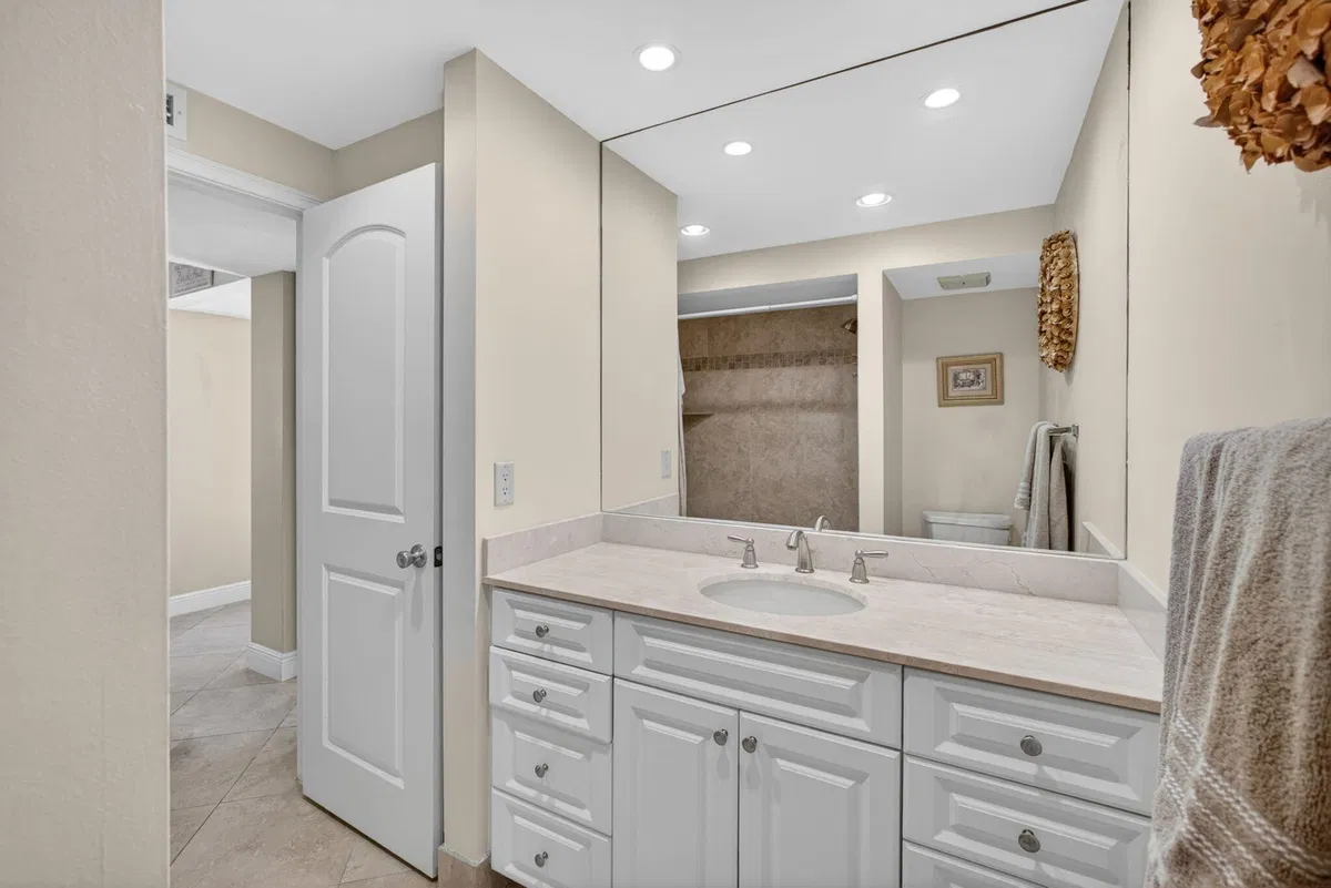 PGA National Palm Beach Gardens Residence photo 22