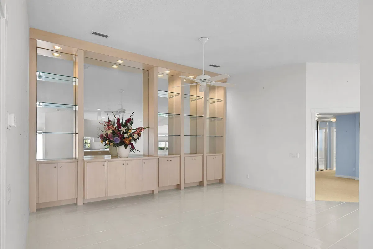 Residence photo 10