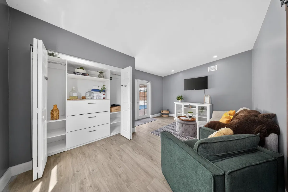 Residence photo 19