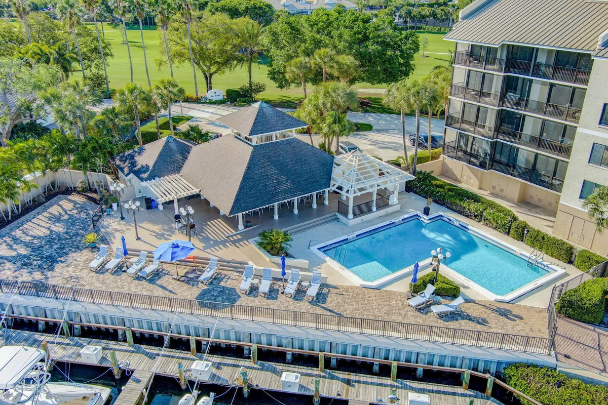 Jonathan's Landing Jupiter FL Unit E503