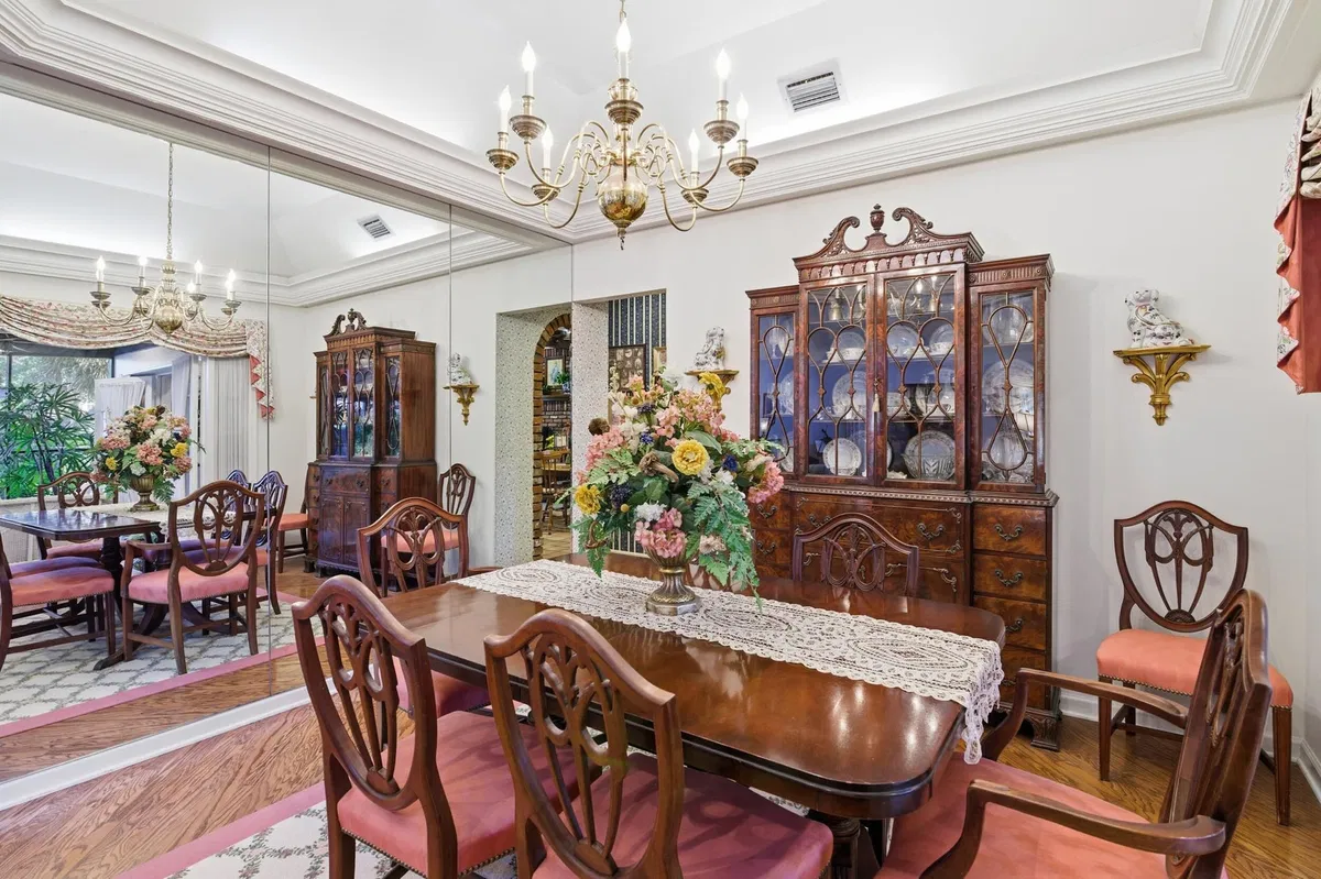 Residence photo 19