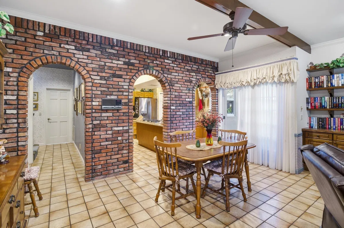Residence photo 31