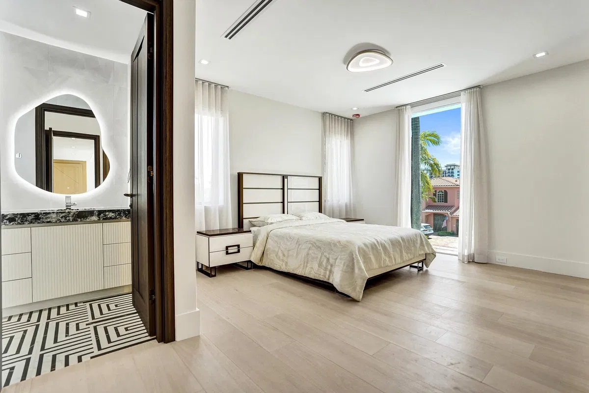 Residence photo 28