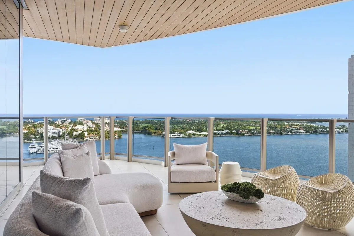 Forte on Flagler Unit 1702