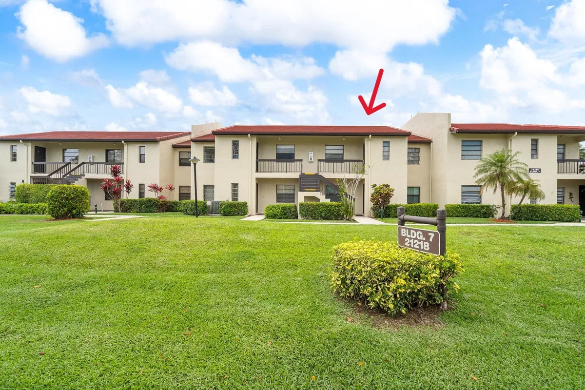 Boca Lago Country Club Homes Unit H photo 4