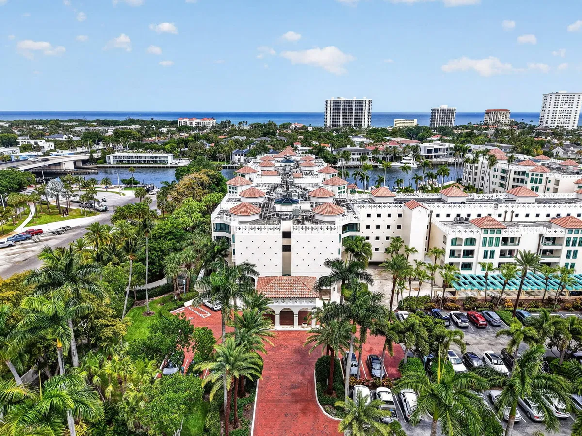 Mizner Court Unit Ph 7 photo 37
