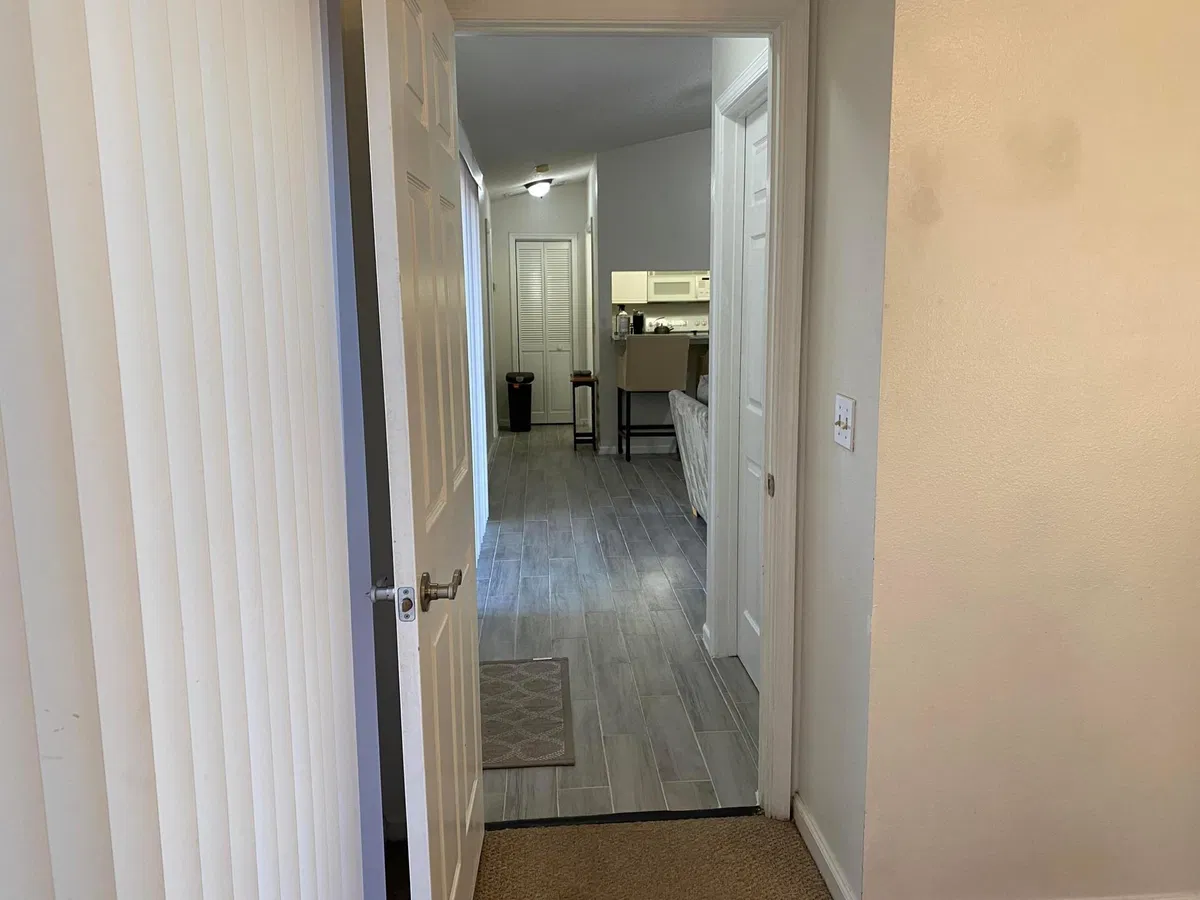 Residence photo 16
