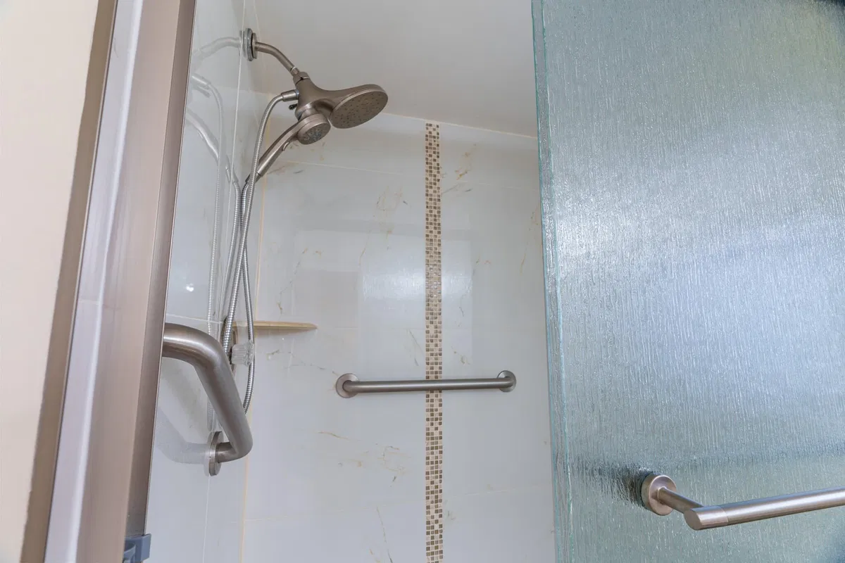 Unit 201 photo 22