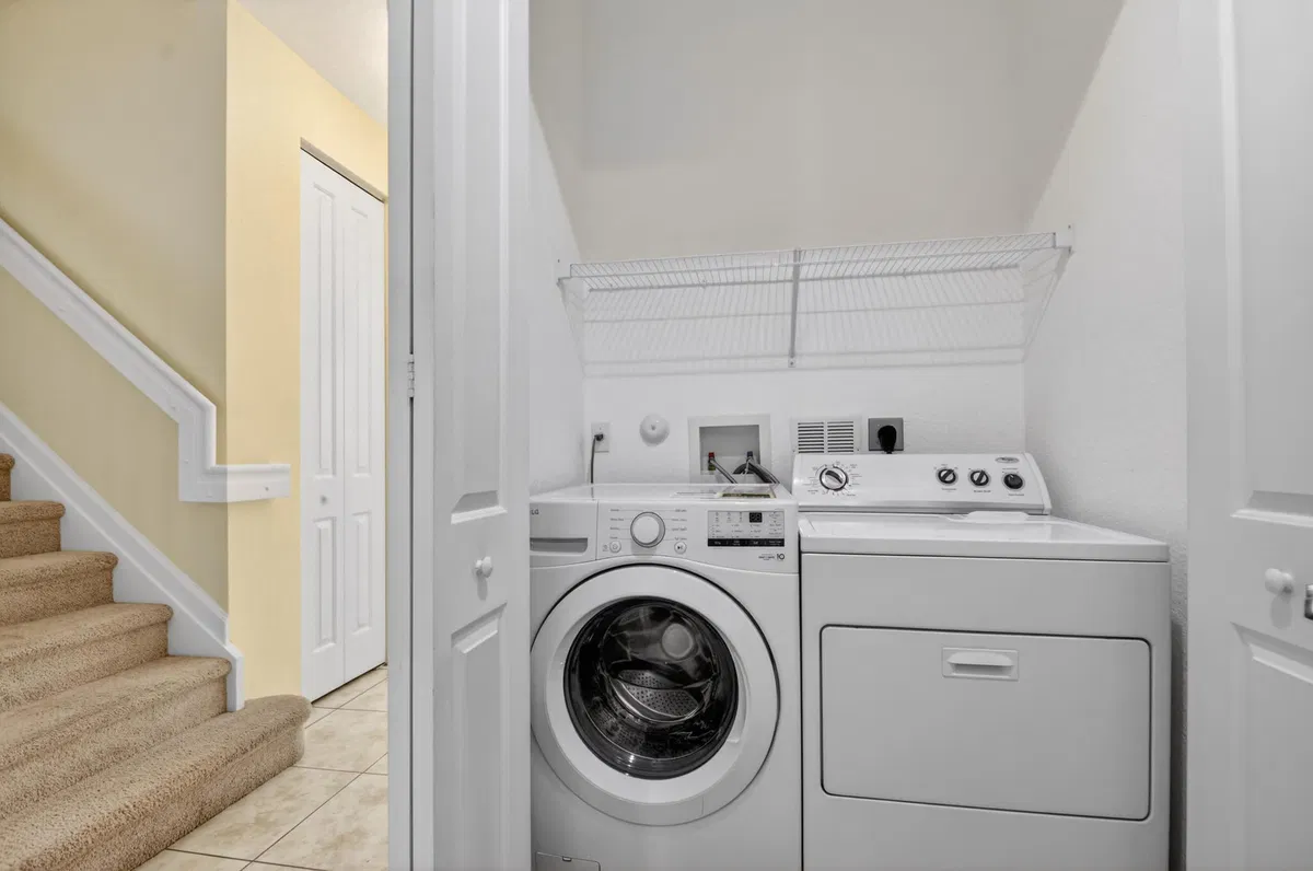 Residence photo 13