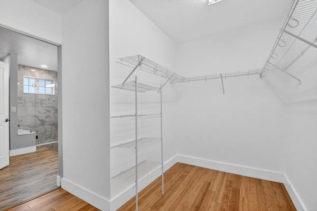 Residence photo 22