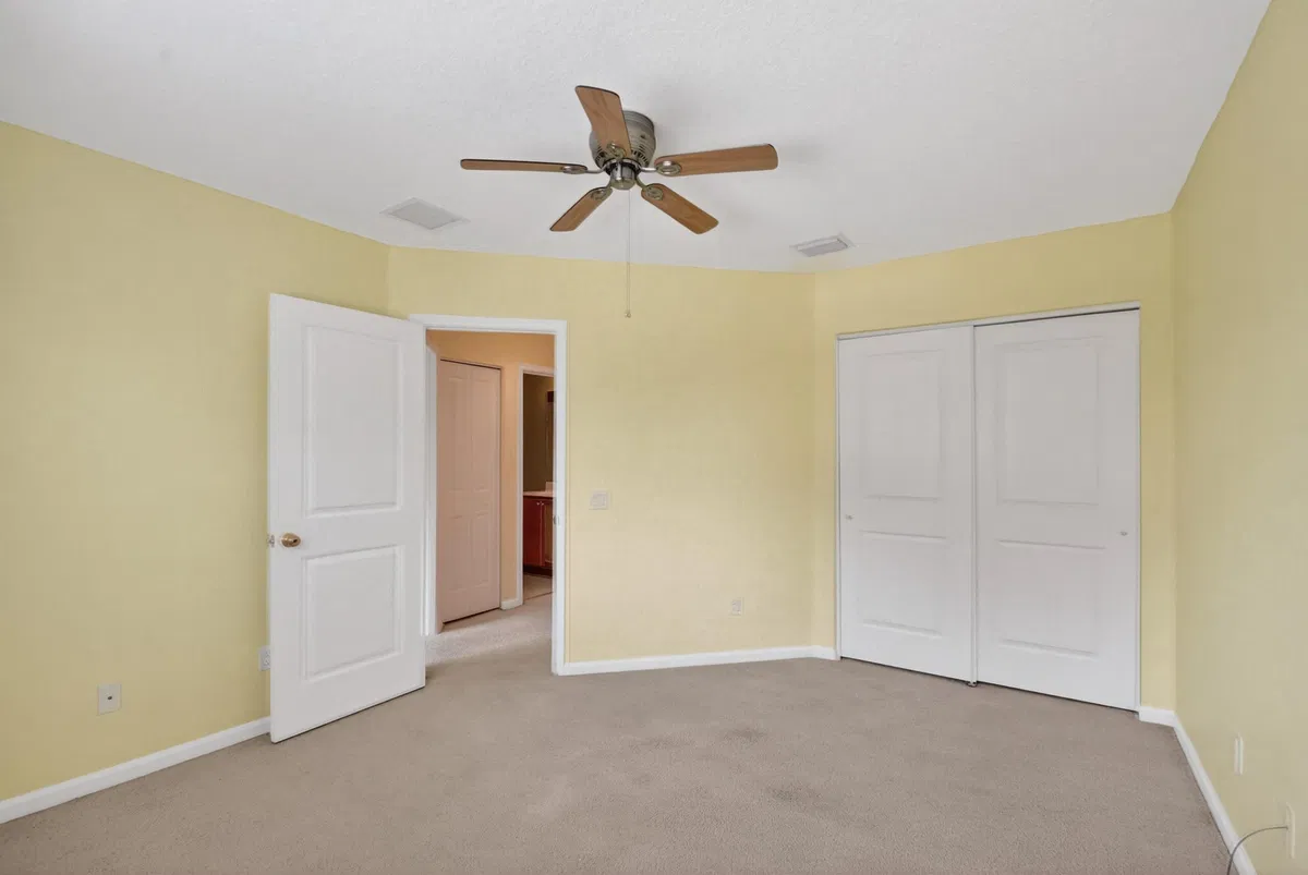 Residence photo 28