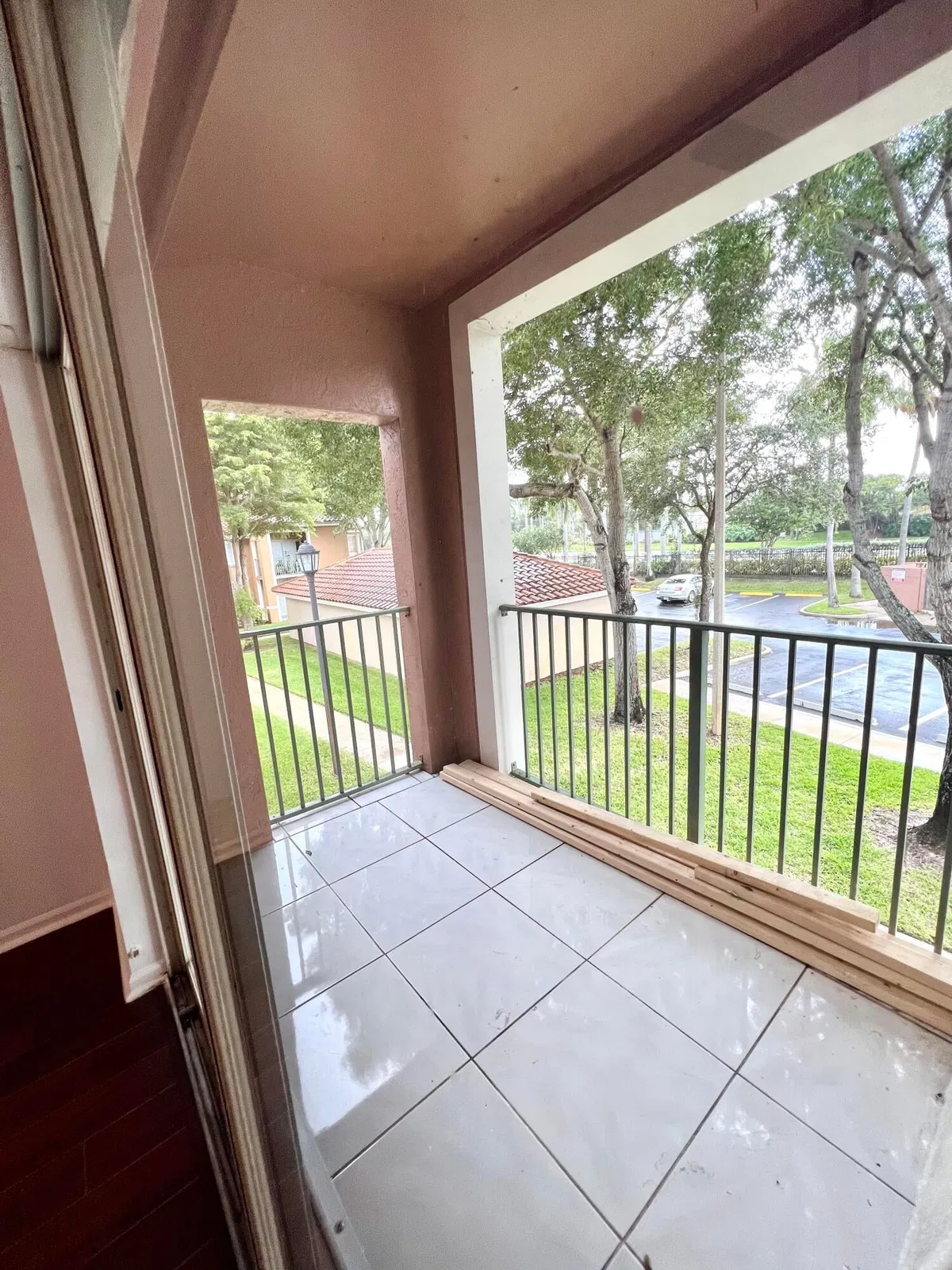 Unit 205 photo 7