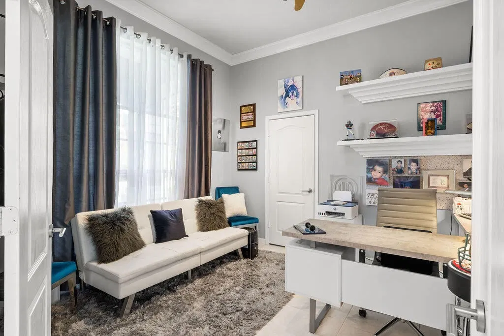 Residence photo 31