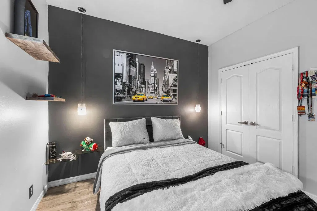 Residence photo 34