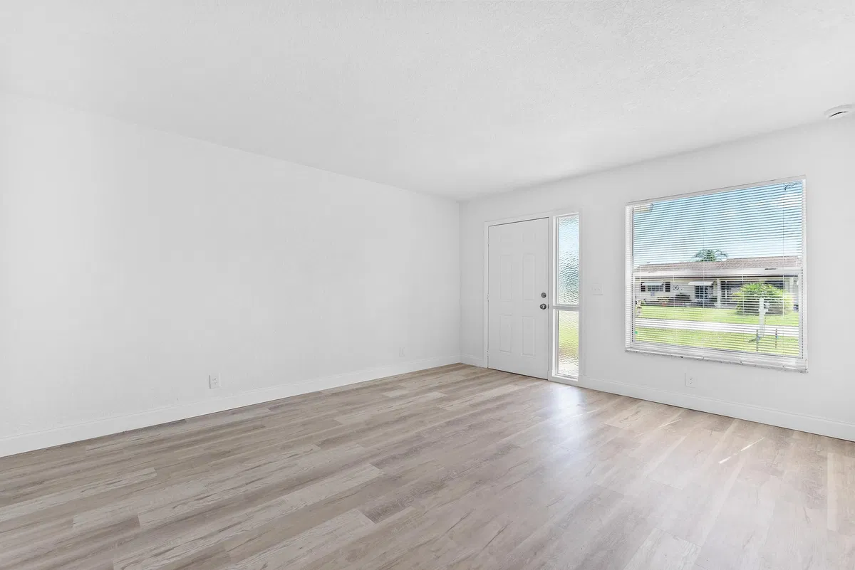  Residence photo 10