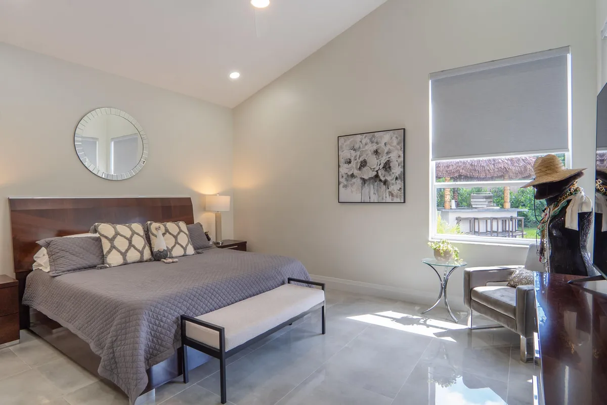 Residence photo 16
