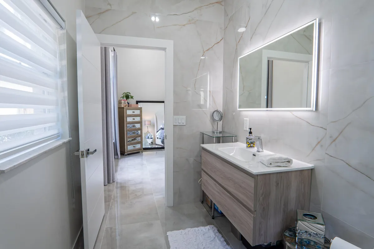 Residence photo 25