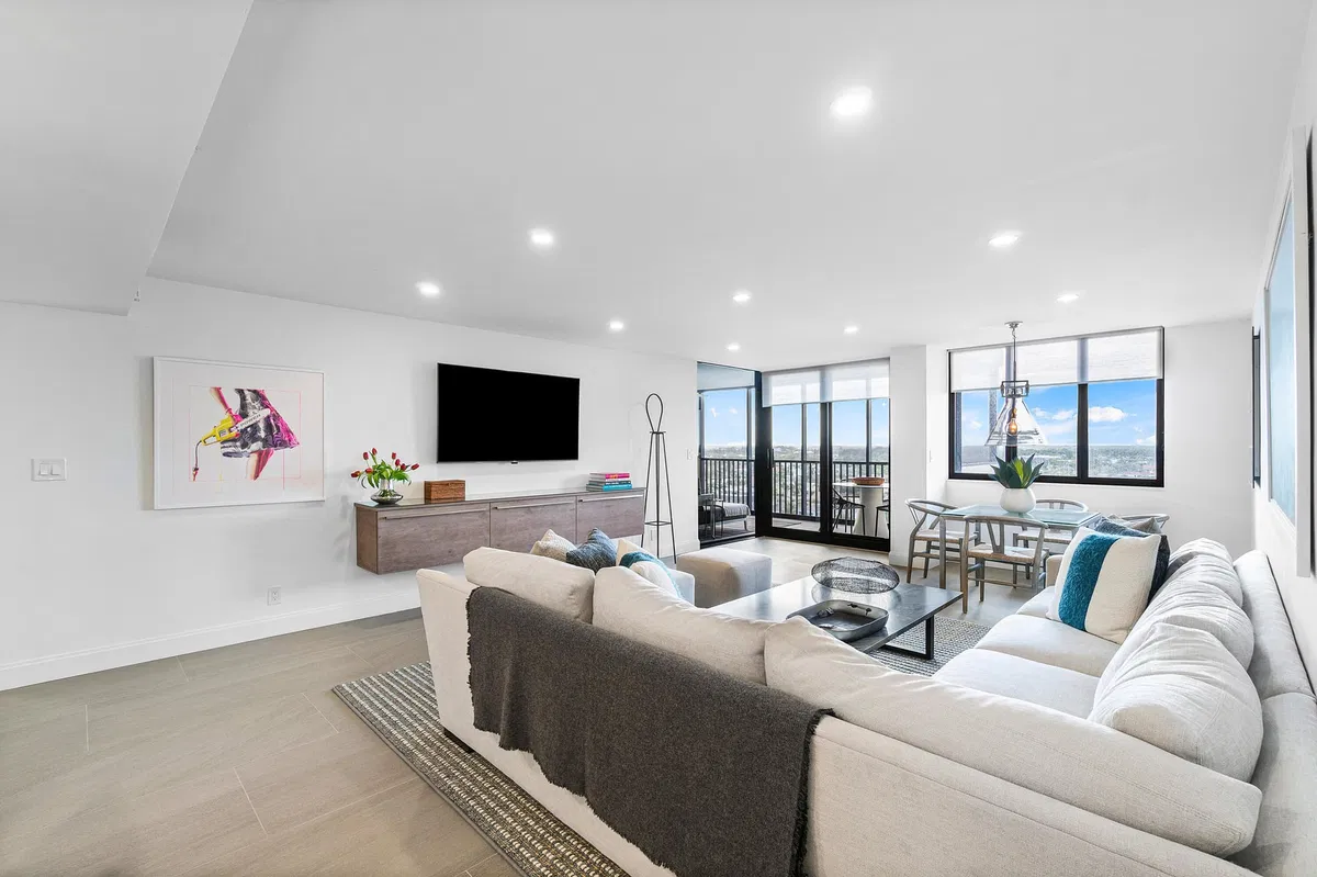 3420 S Ocean Unit 14x photo 4