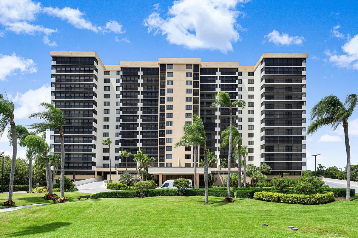 3420 S Ocean Unit 14x photo 28