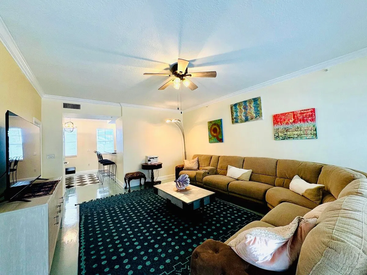Residence photo 7