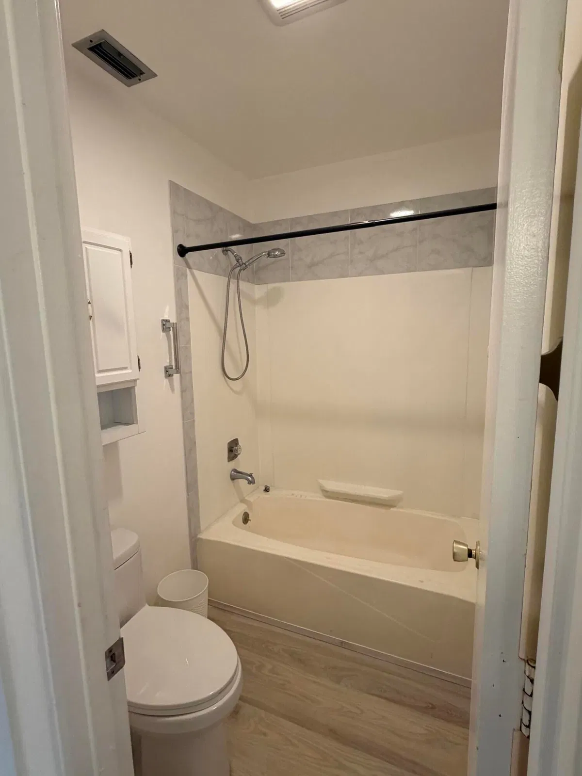 Unit 202 photo 31