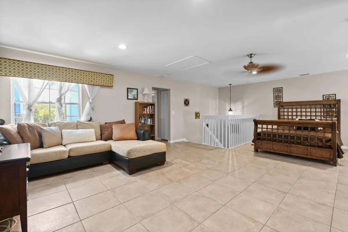 Residence photo 31
