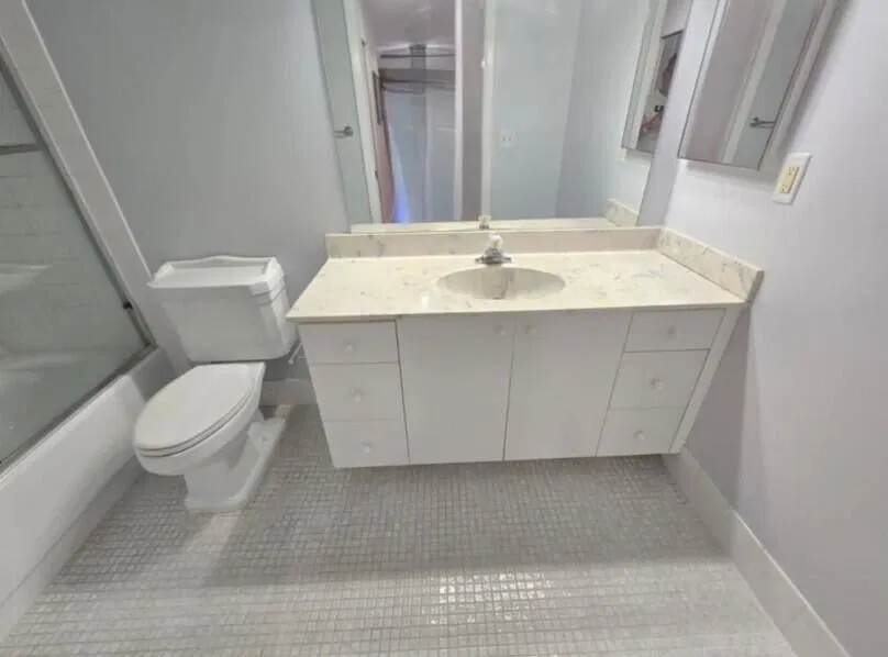 Unit C photo 16