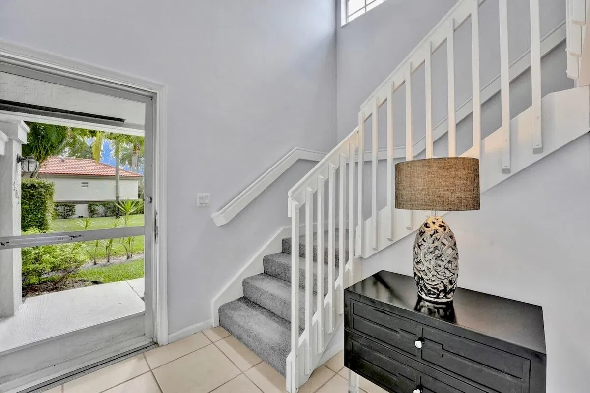 Unit 202 photo 10