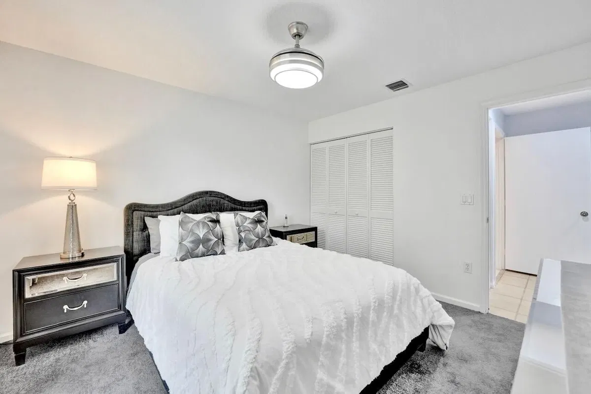 Unit 202 photo 46