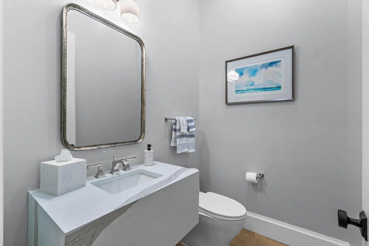Residence photo 19