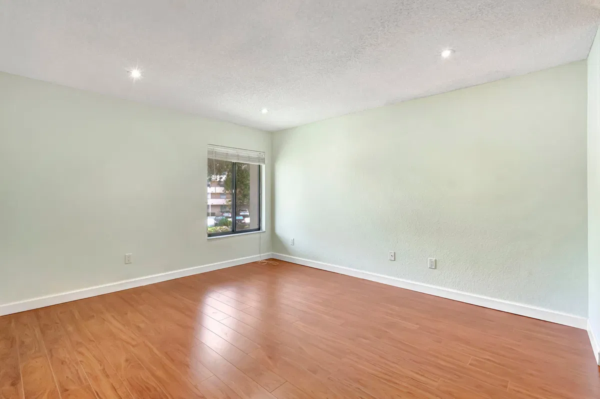  Unit 207 photo 13