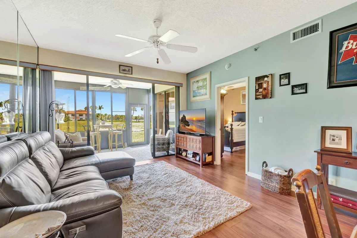 Rocky Point Unit 2 photo 10