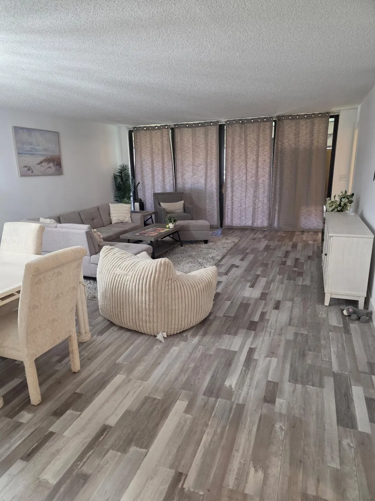 Unit 202 photo 7