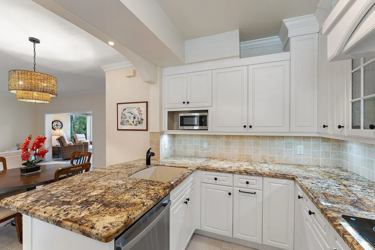 Residence photo 10