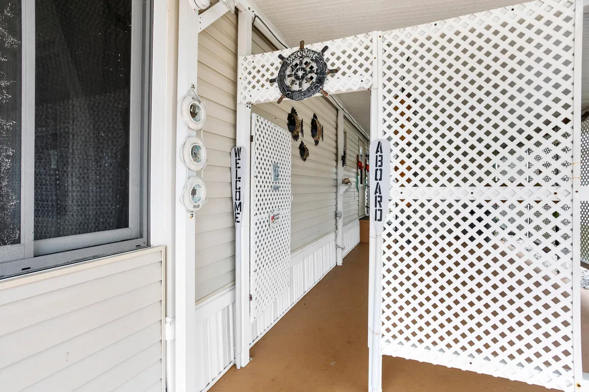 Residence photo 22