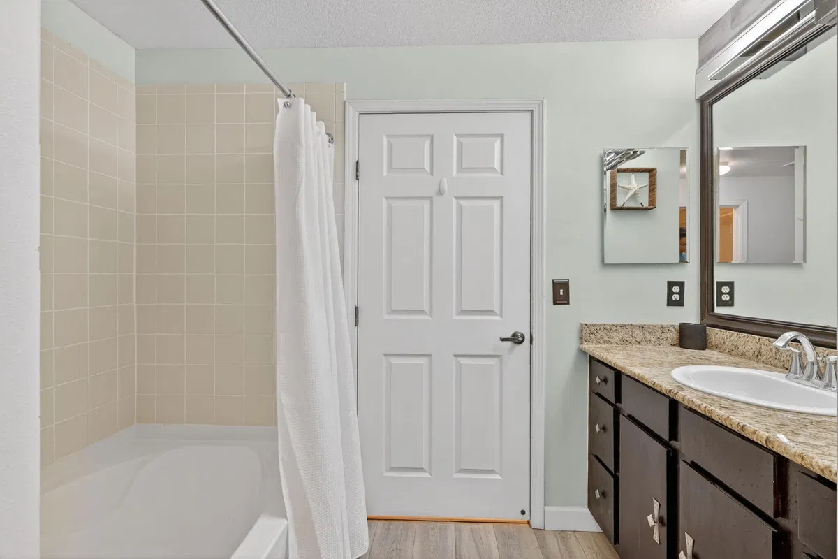 Unit 2-1 photo 25