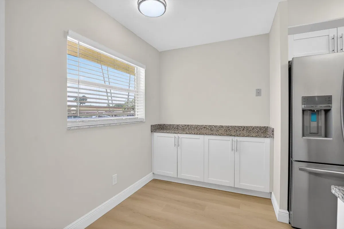 Unit 109 photo 13