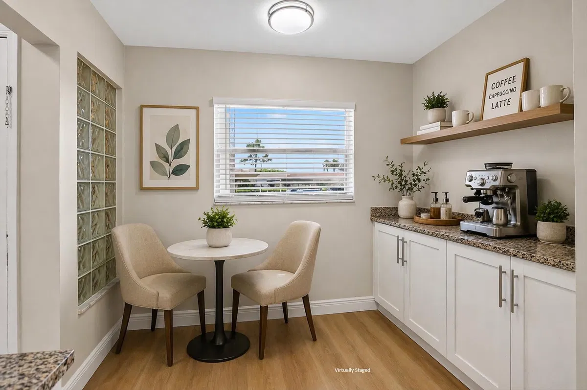 Unit 109 photo 16