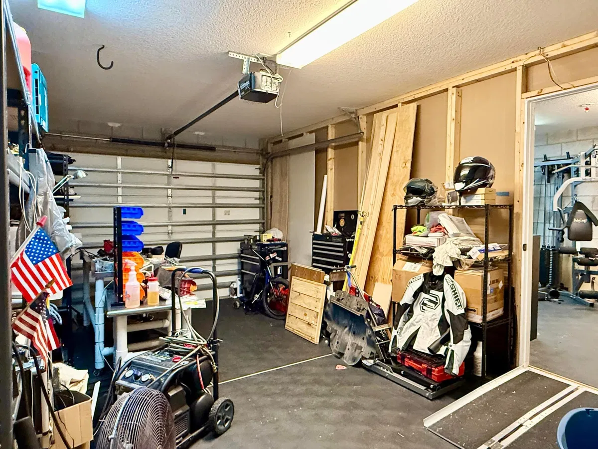  Residence photo 79