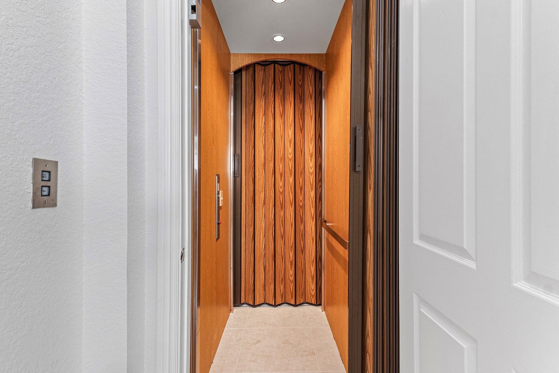  Unit C photo 25