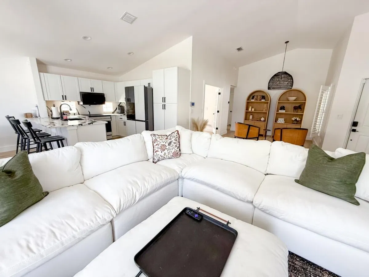 Residence photo 4