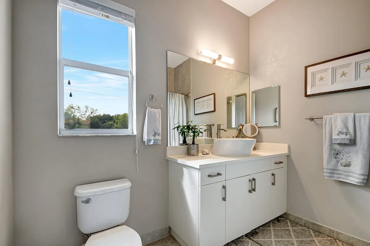 Residence photo 40