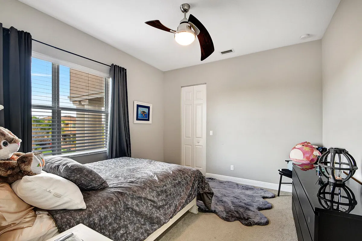 Residence photo 46