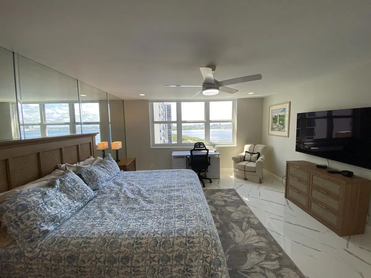 Aquarius Condominium Unit 1501 photo 16