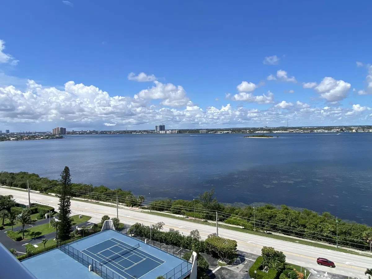 Aquarius Condominium Unit 1501 photo 31