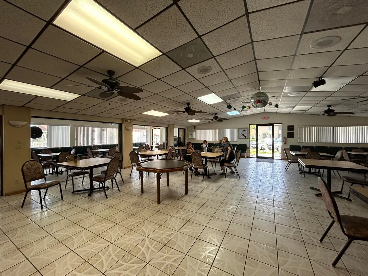 Unit C-2 photo 58