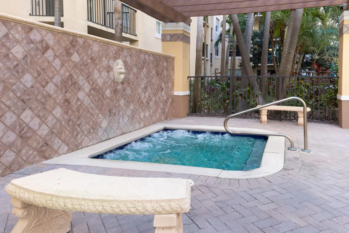 Flagler Pointe Unit 201 photo 37